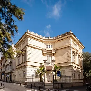 Medium 1883 , Sitges España