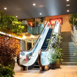 Wpue Shinjuku *** Tokio